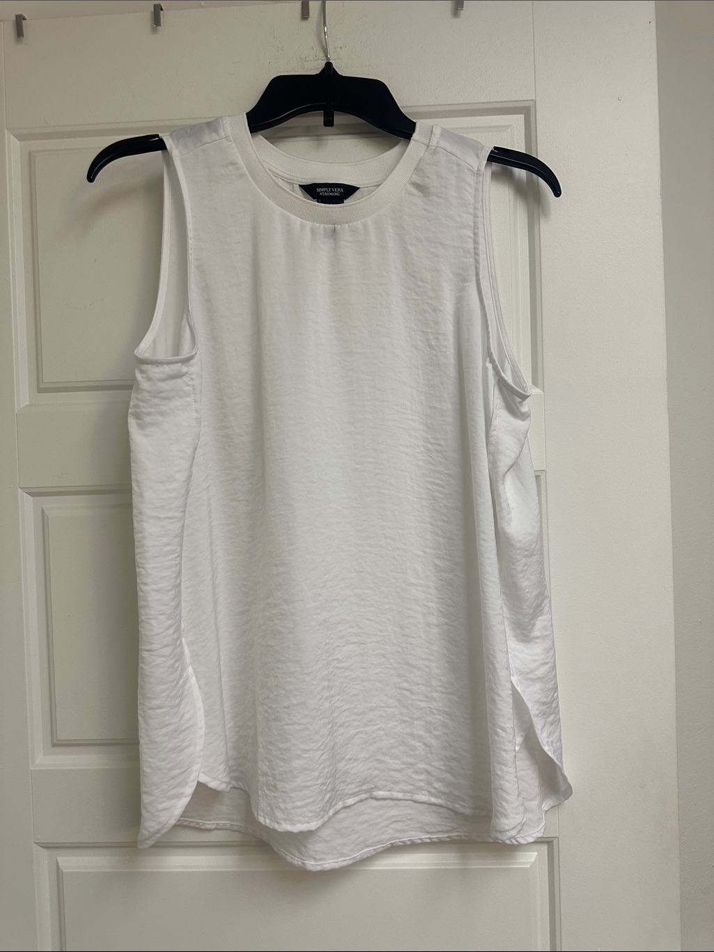 Simply Vera Vera Wang White Crewneck Tank Top